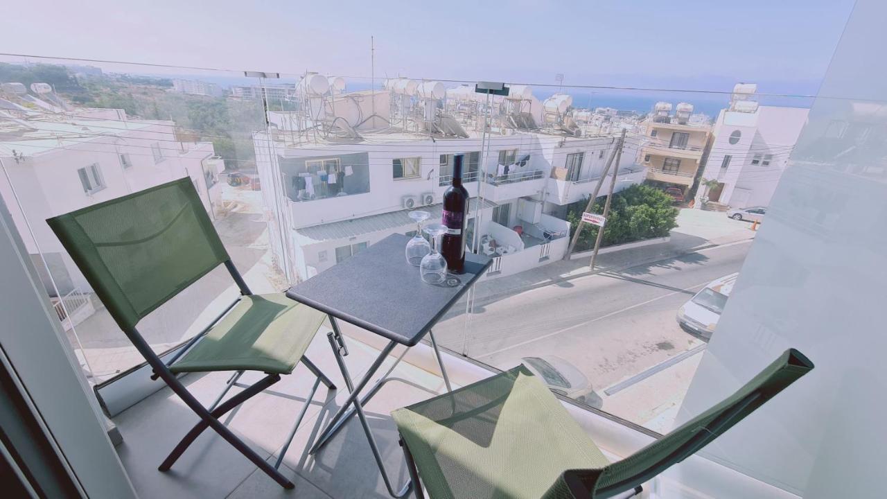 Stay Napa Living Studios Ayia Napa Exterior foto