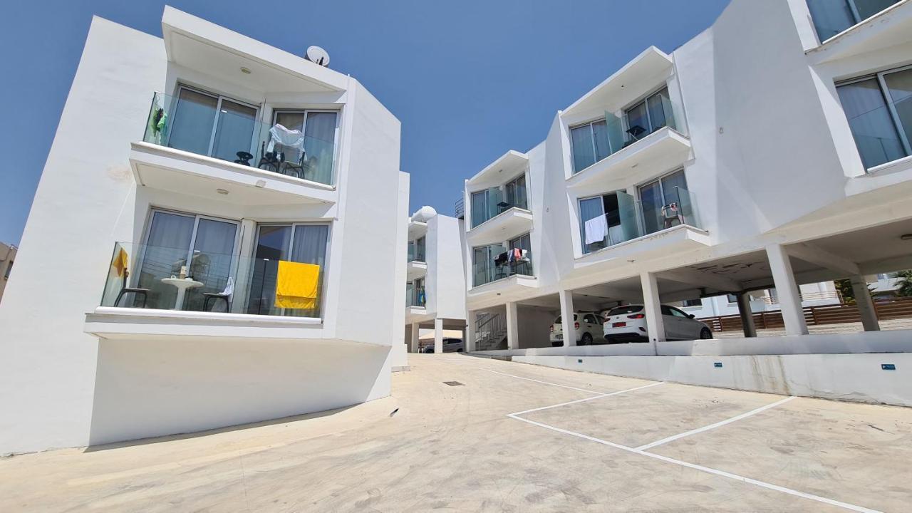 Stay Napa Living Studios Ayia Napa Exterior foto