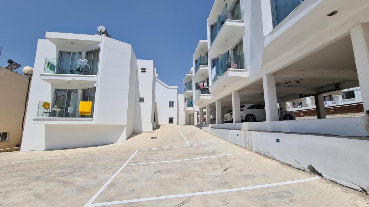 Stay Napa Living Studios Ayia Napa Exterior foto