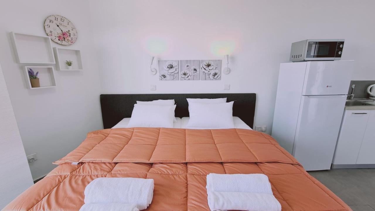 Stay Napa Living Studios Ayia Napa Exterior foto