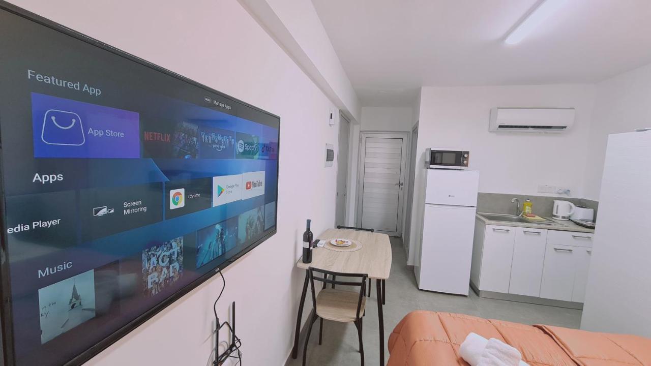 Stay Napa Living Studios Ayia Napa Exterior foto